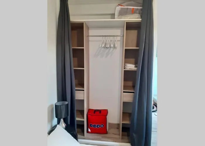 T2 Rez De Chaussee Climatise Jardin Parking Prive