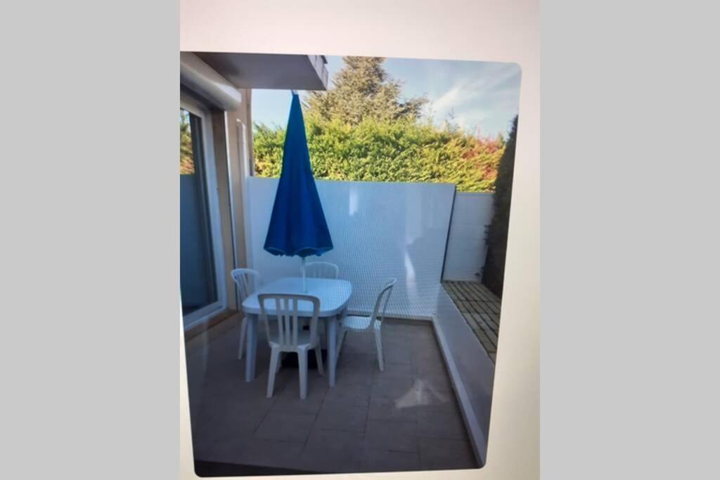 Apartment T2 Rez De Chaussee Climatise Jardin Parking Prive Balaruc-les-Bains