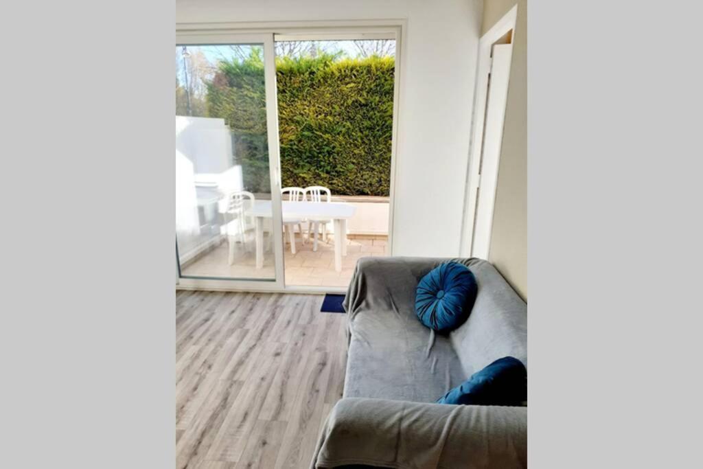 T2 Rez De Chaussee Climatise Jardin Parking Prive *